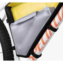 Apidura Frame Pack Hydration Bladder 3 L - Trinksystem 9 Apidura Frame Pack Hydration Bladder 3 L - Trinksystem -Geschäft Im Freien apidura frame pack hydration bladder 3 l trinksystem apd fyl 0000 000 2