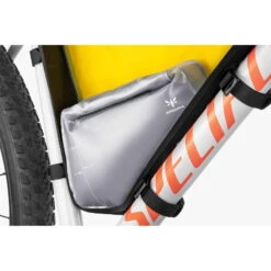 Apidura Frame Pack Hydration Bladder 1,5 L - Trinksystem -Geschäft Im Freien apidura frame pack hydration bladder trinksystem apd fym 0000 000 2
